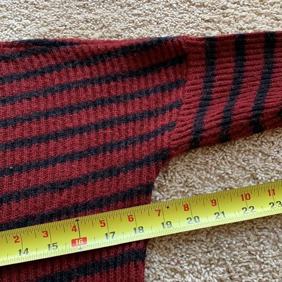 Express vintage Black Burgundy Striped Sweater mohair wool size small - Picture 8 of 9